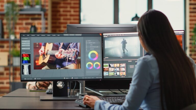 The Importance of Professional Graphic Designer in Branding