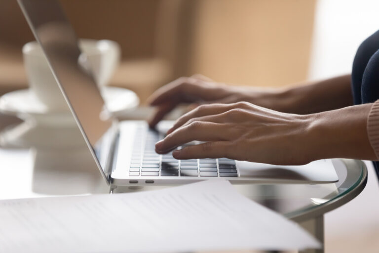 How to Research Topics for Blog Writing