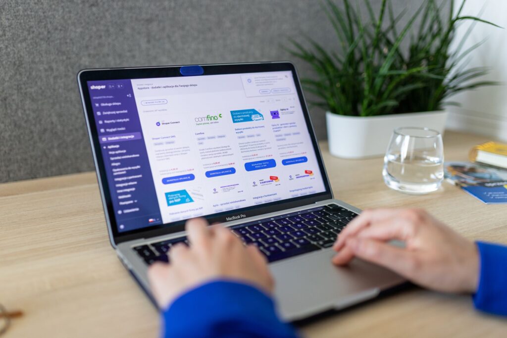 Shopify Vs WordPress Services Guide for Business