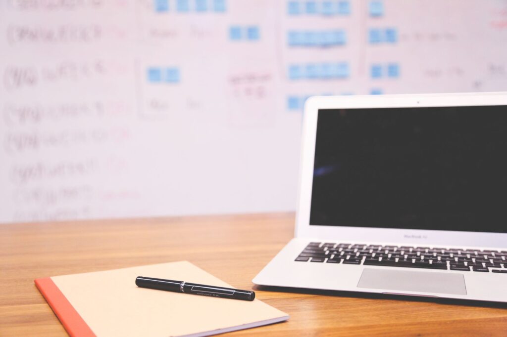 Shopify Vs WordPress Documentation Strategy for Growth