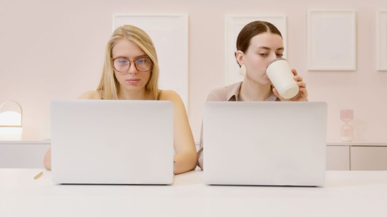 Shopify Vs WordPress Monthly Cost Features Explained