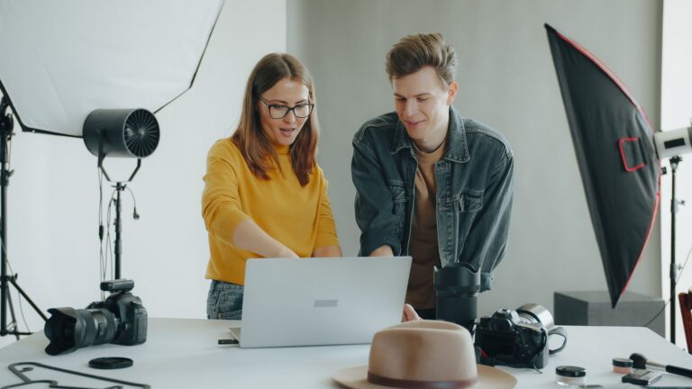 Shopify Vs WordPress Monthly Cost for Business