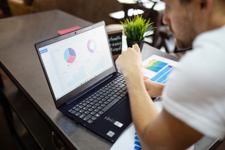 Shopify Vs WordPress Templates for Small Business