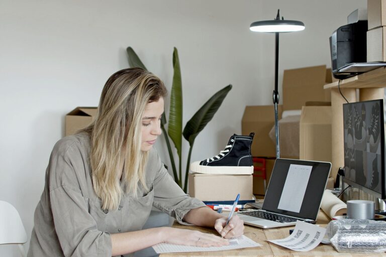 Shopify Vs WordPress Webhook for Small Business